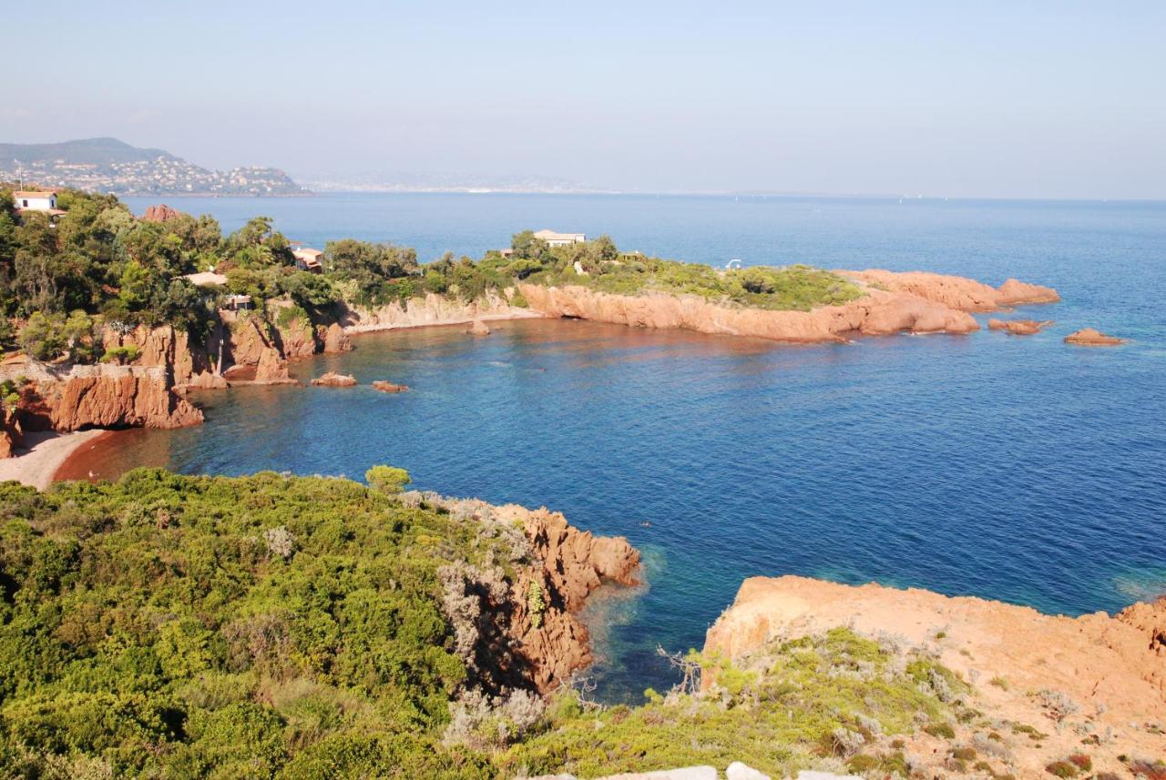 Agay Cap Esterel Le Hameau F2 Clim Plein Sud Dernier Etage Magnifique Vue Mer Saint-Raphaël Esterno foto