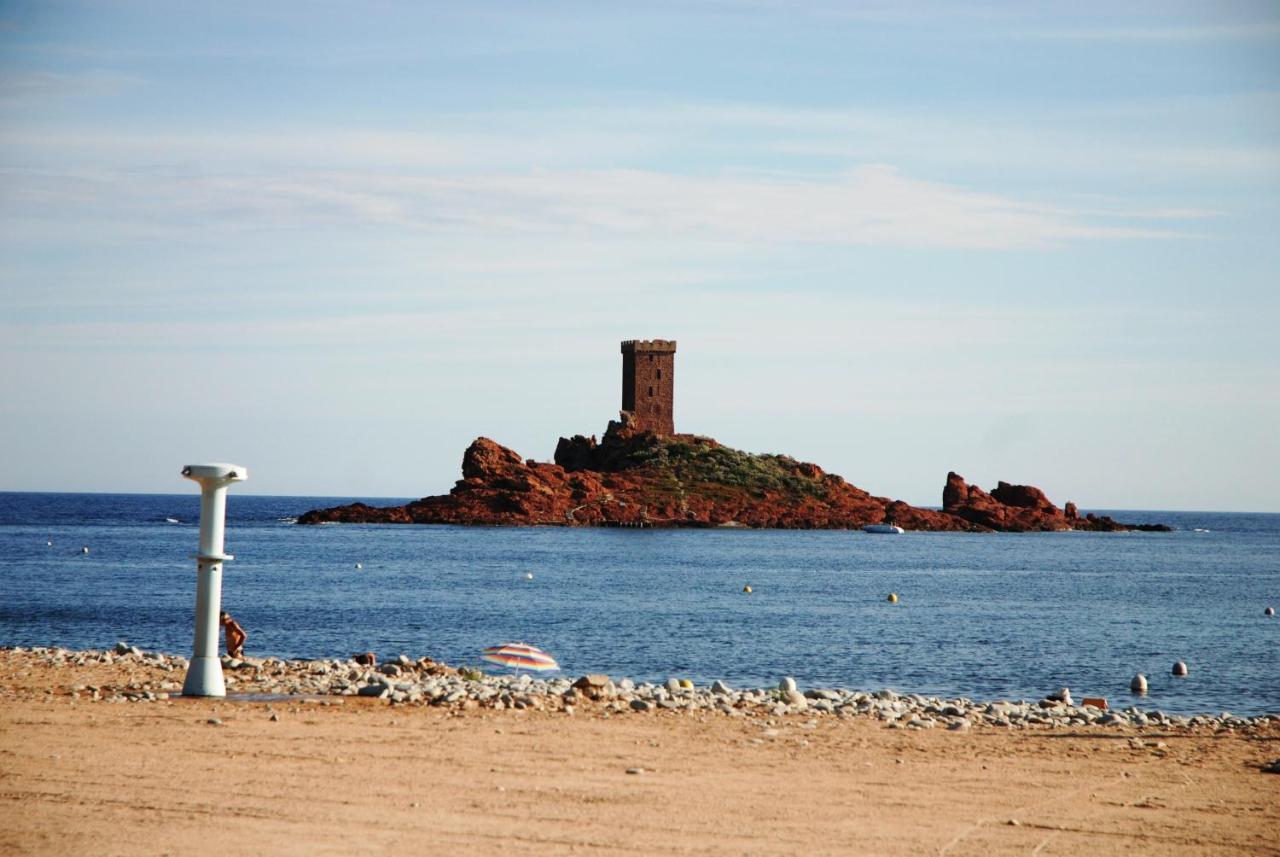 Agay Cap Esterel Le Hameau F2 Clim Plein Sud Dernier Etage Magnifique Vue Mer Saint-Raphaël Esterno foto