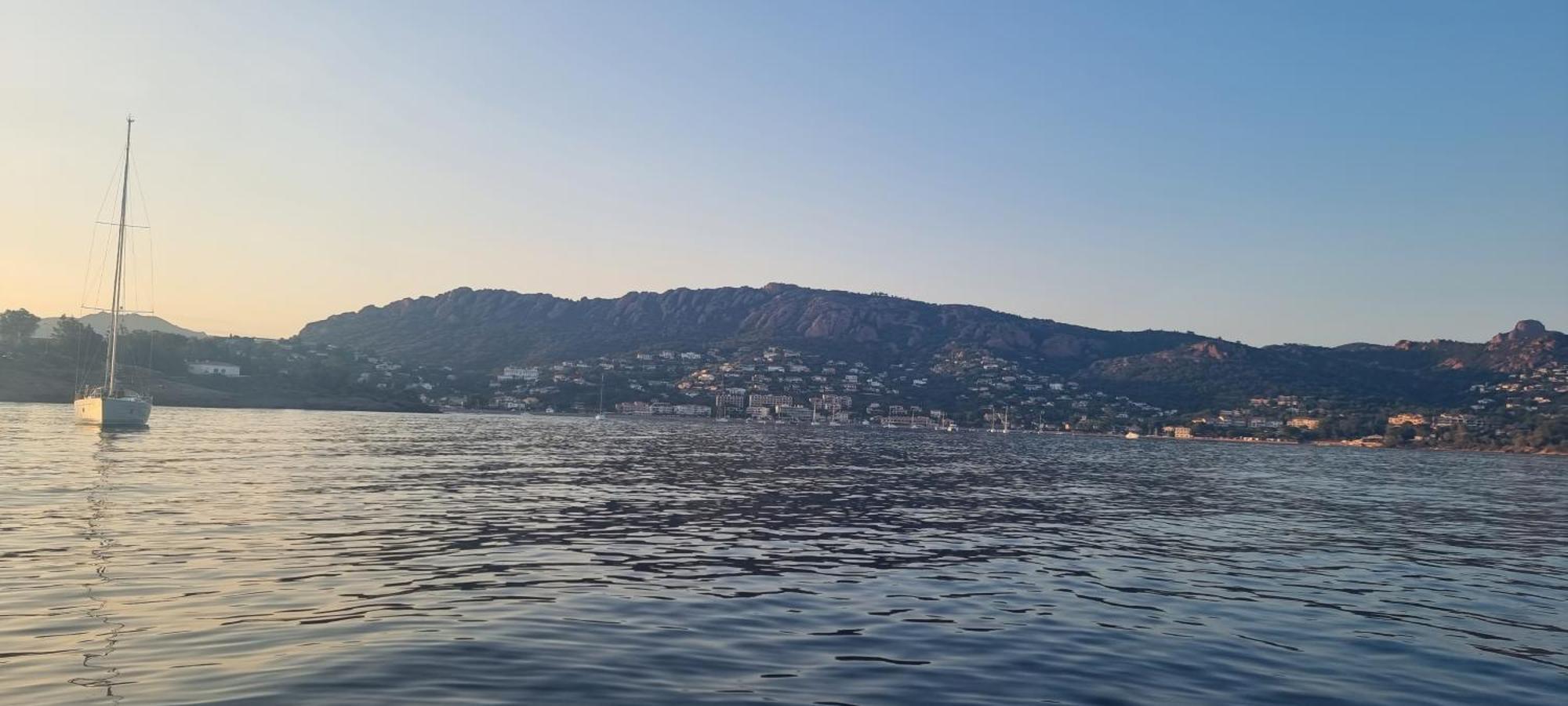 Agay Cap Esterel Le Hameau F2 Clim Plein Sud Dernier Etage Magnifique Vue Mer Saint-Raphaël Esterno foto