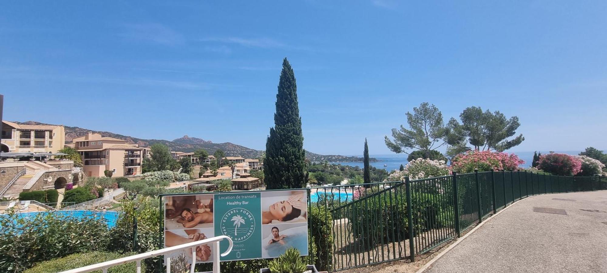 Agay Cap Esterel Le Hameau F2 Clim Plein Sud Dernier Etage Magnifique Vue Mer Saint-Raphaël Esterno foto